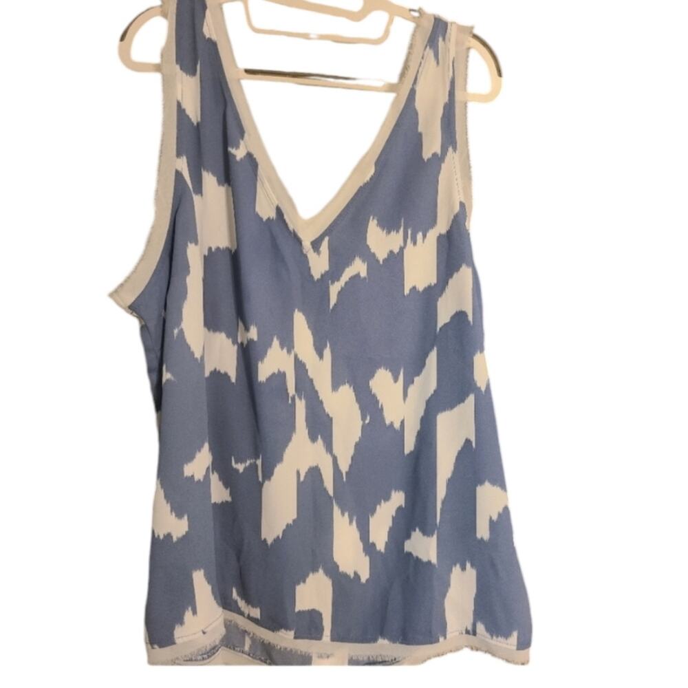 Halogen Flowy Camisole Top in Dusty Blue and White Sz. XXL